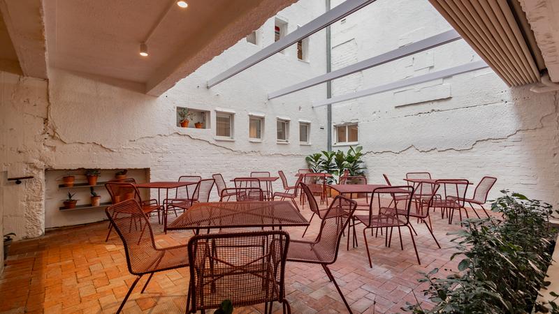 To Let 1 Bedroom Property for Rent in Gardens Western Cape